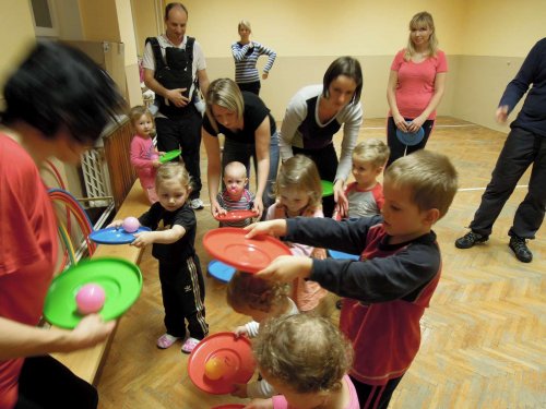 Hravé cvičení pro děti a rodiče - 7.11.2013